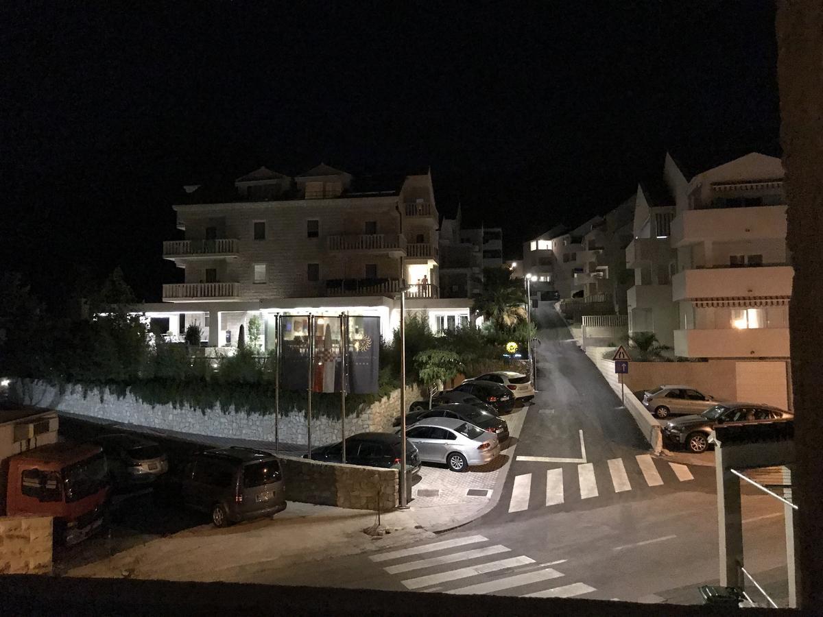 Aparthotel Dalmatina - Adults Only Bol